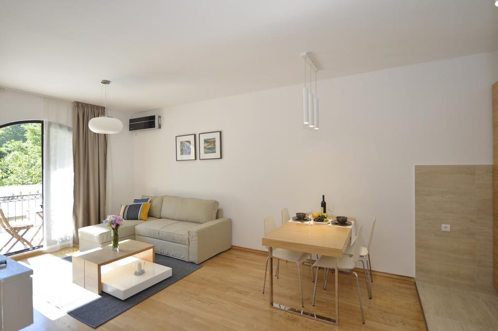 Posto Capitano C Group Apartment Котор Екстериор снимка