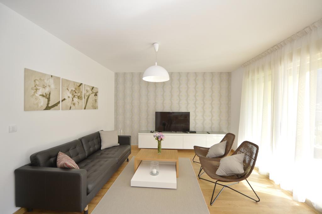 Posto Capitano C Group Apartment Котор Екстериор снимка