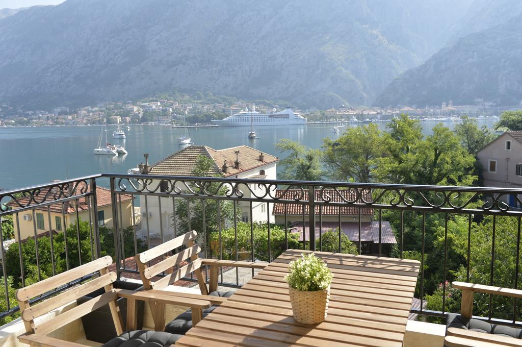 Posto Capitano C Group Apartment Котор Екстериор снимка