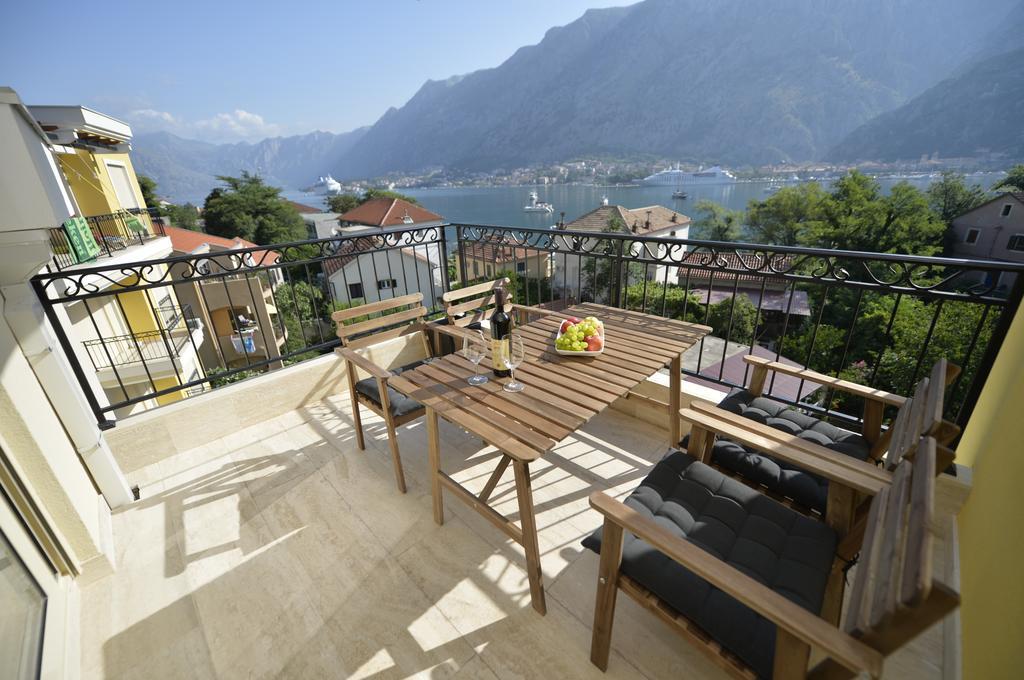 Posto Capitano C Group Apartment Котор Екстериор снимка